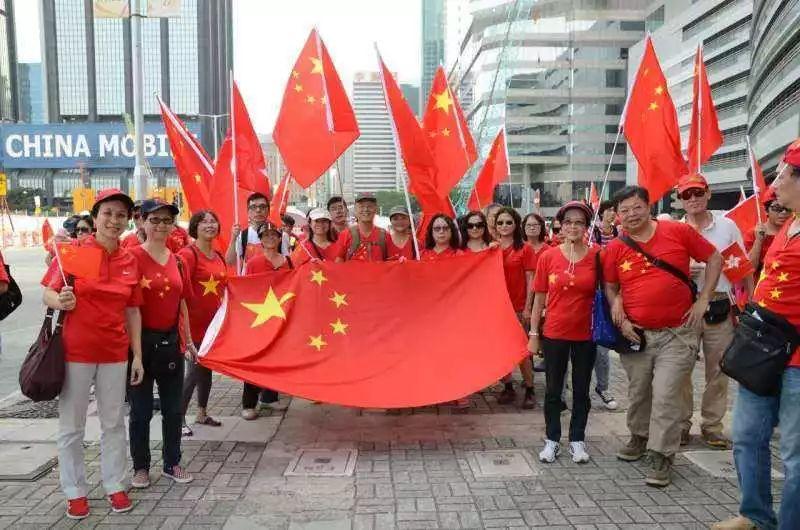 救出被困的老鼠
